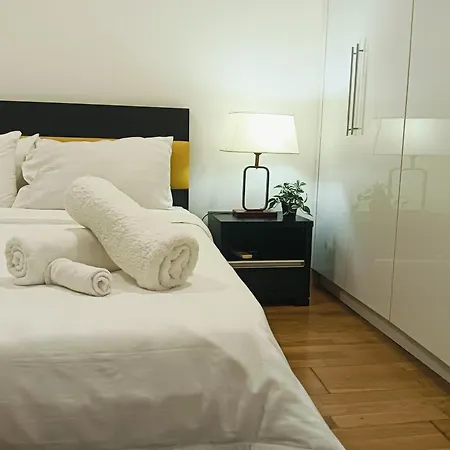 Suasana Lux Rooms Kuala Lumpur Exterior photo