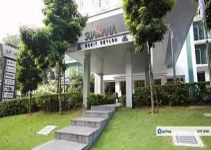 Suasana Lux Rooms
